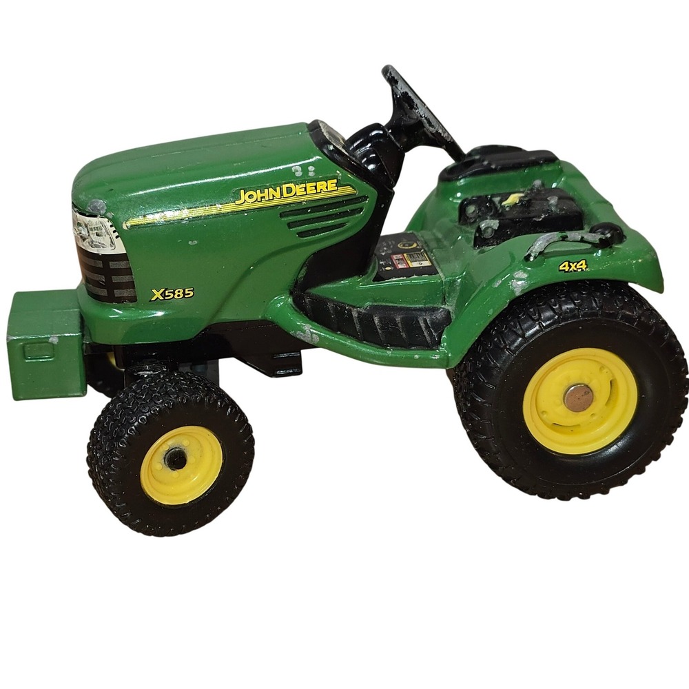 1:16 John Deere X585 Lawn Mower Garden Tractor  metal Green &‎ Yellow